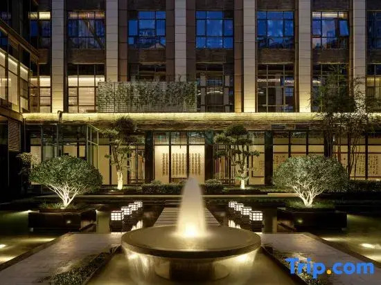 YU Hotel