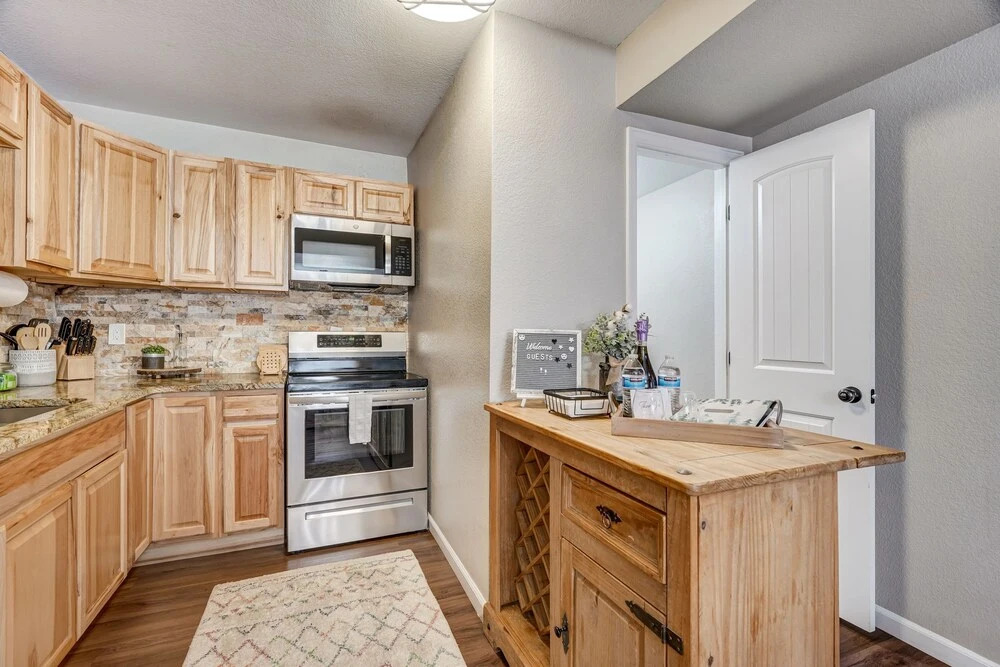 The Pikes Peak Villa -Hot Tub -Mtn Views -Firepit