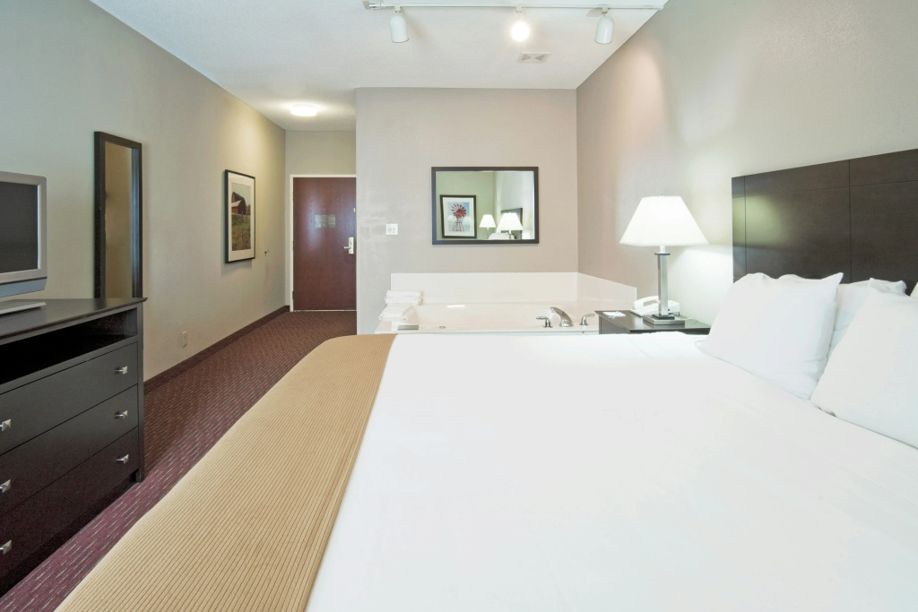 Holiday Inn Express New Haven by IHG