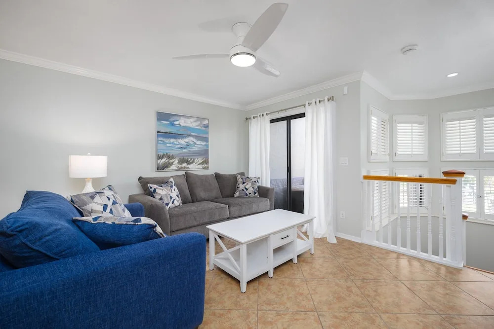 Spyglass 32 by Distinctive Beach Rentals