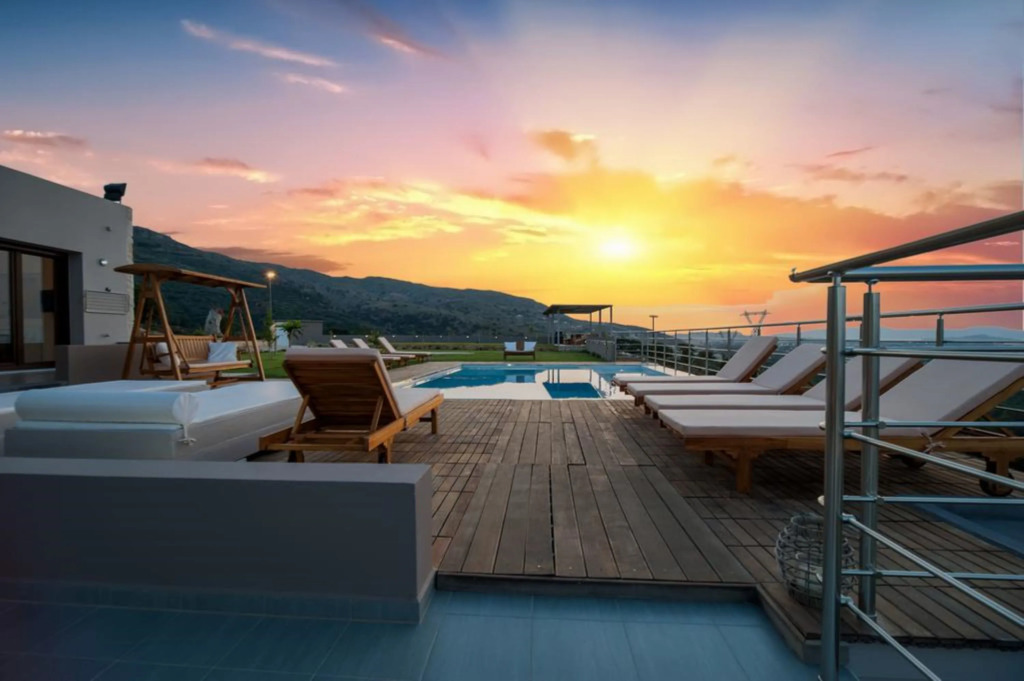 Villa Kedria with a panoramic ocean view