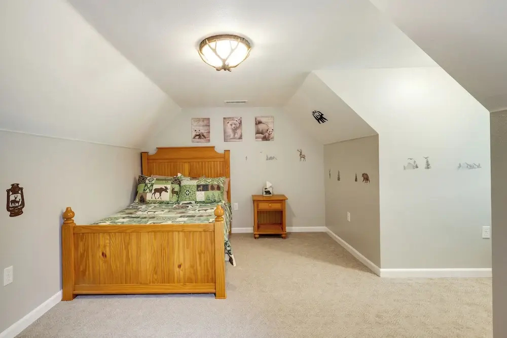 Near Dtwn: Twain Harte Home w/ Furnished Deck!