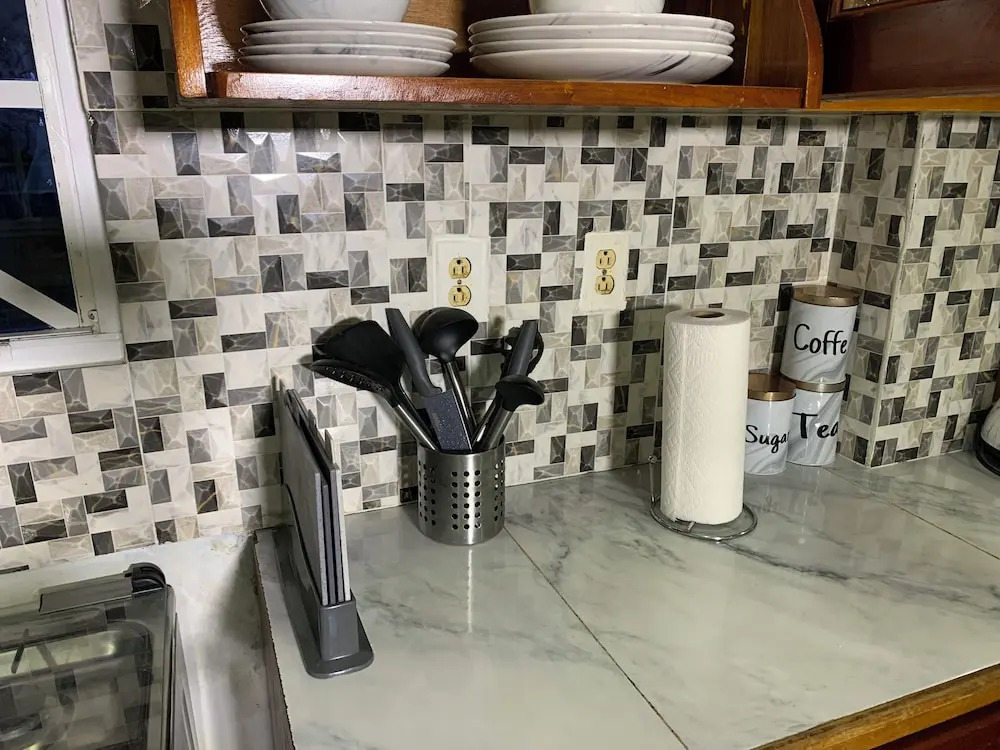 2 Bed Apartment - Sleeps 4 - Parking - Wifi