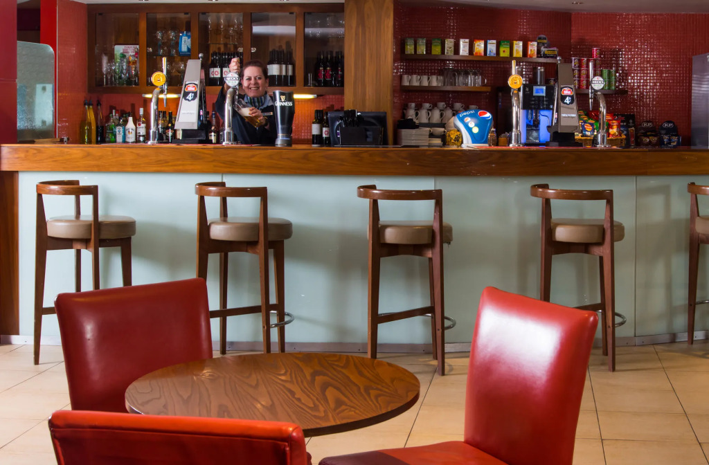 Holiday Inn Express Newport by IHG