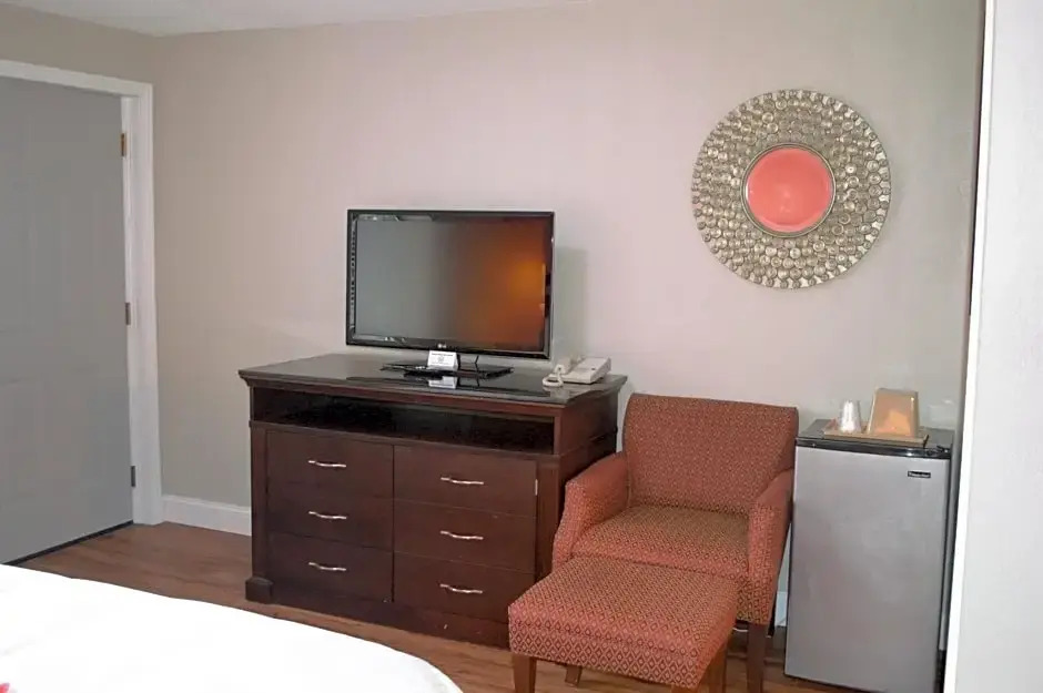 Carrier Motor Lodge