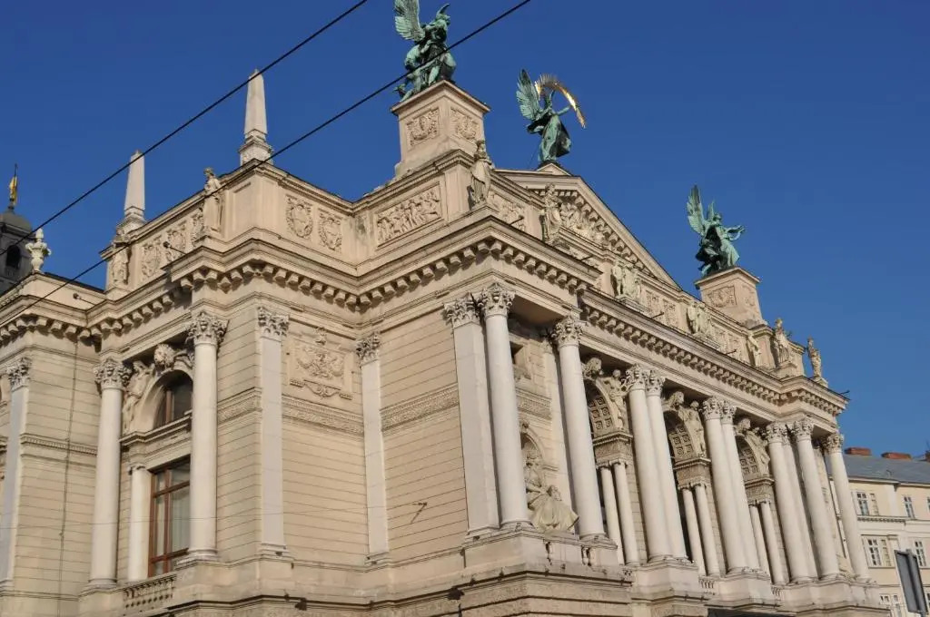 Mini Apartment near Opera Theater