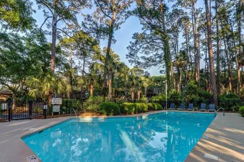 1040 Sparrow Pond Cottage