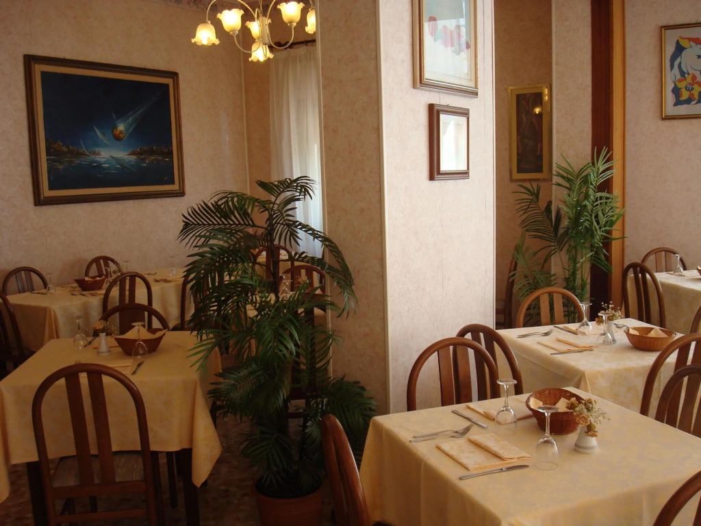Hotel Marlisa Pier