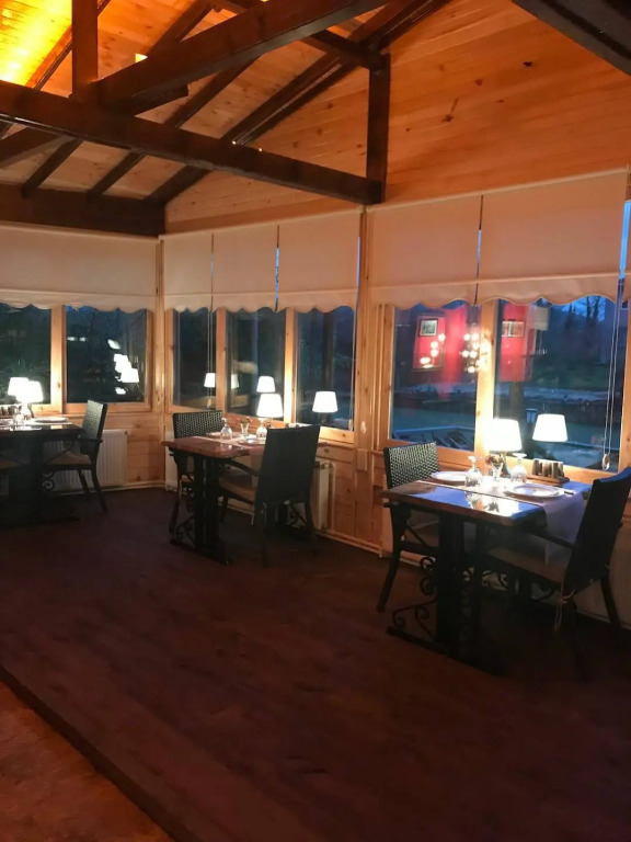 Sweet Home Hotel