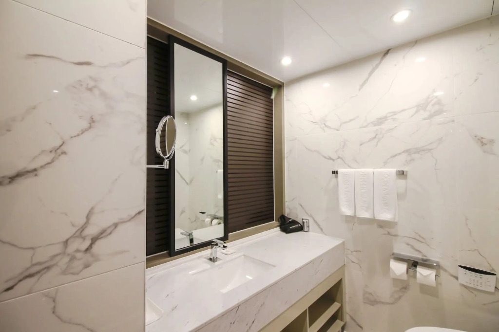 Golden Tulip Ever Yongin Hotel