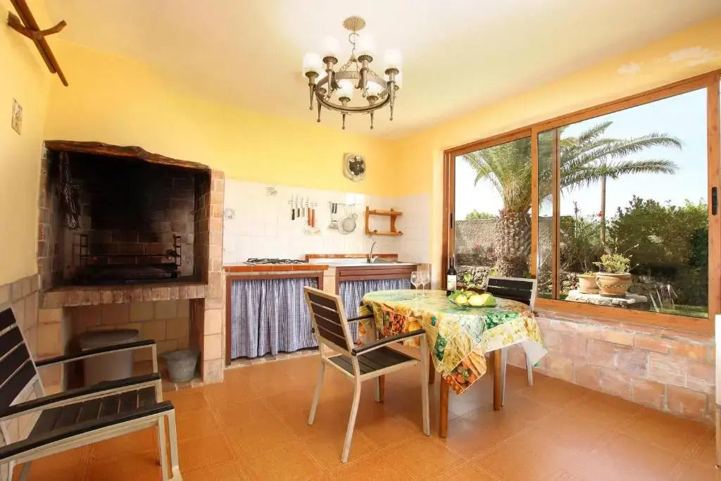 Villa TIA