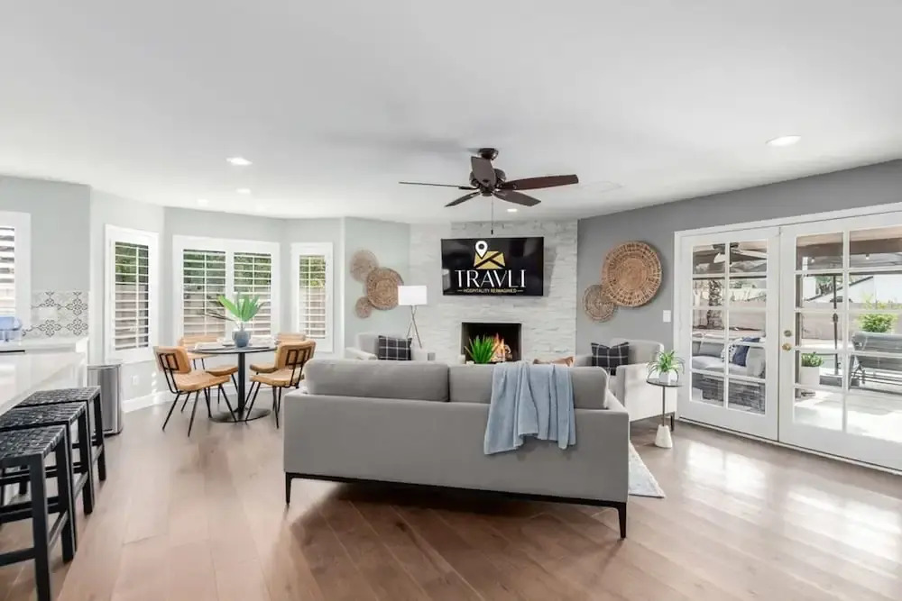 Greenway Park Retreat Al-fresco Living Heated Pool