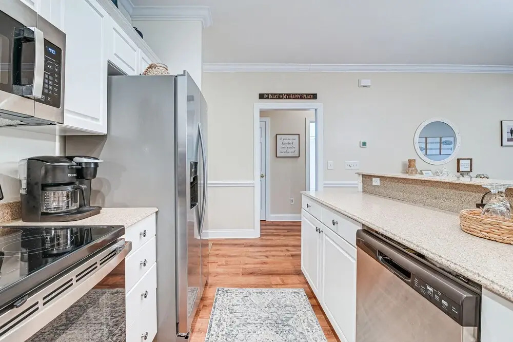 Murrells Inlet Condo w/ Pool Access: Near Beach!