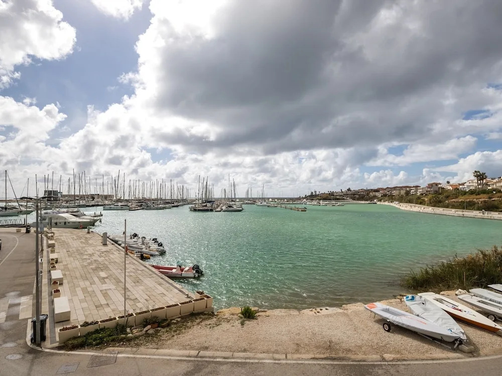 Appealing Villa in Marina di Ragusa with Private Pool