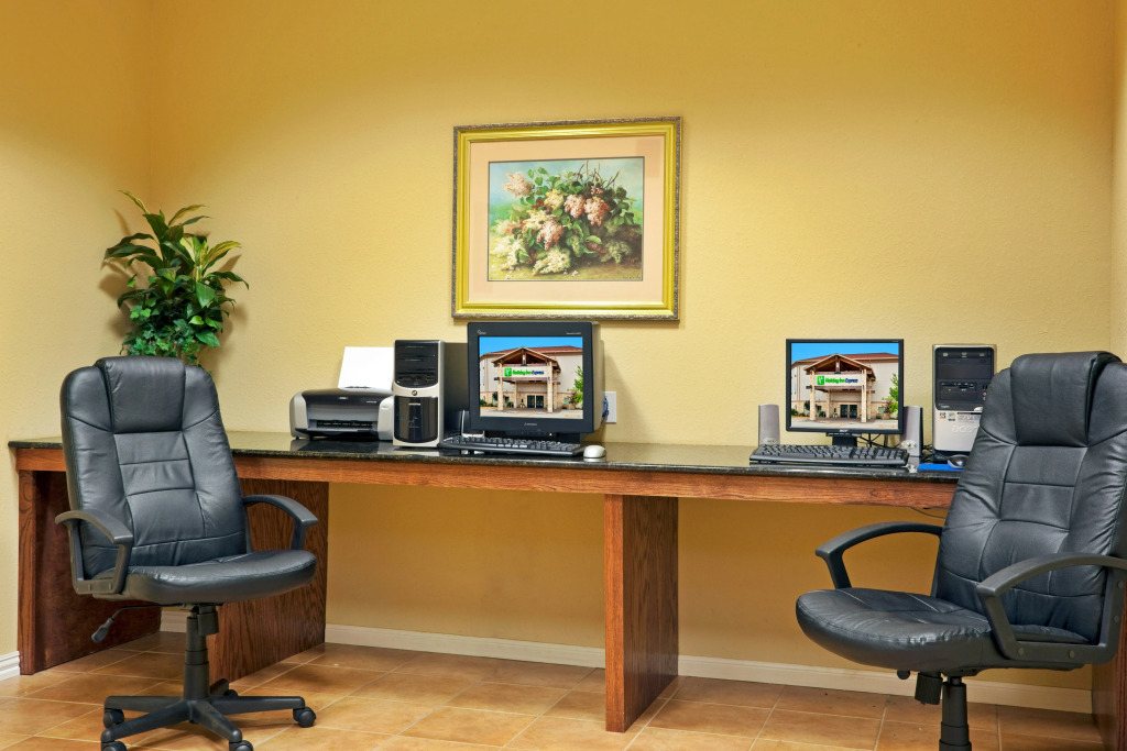 Holiday Inn Express of Salado-Belton by IHG