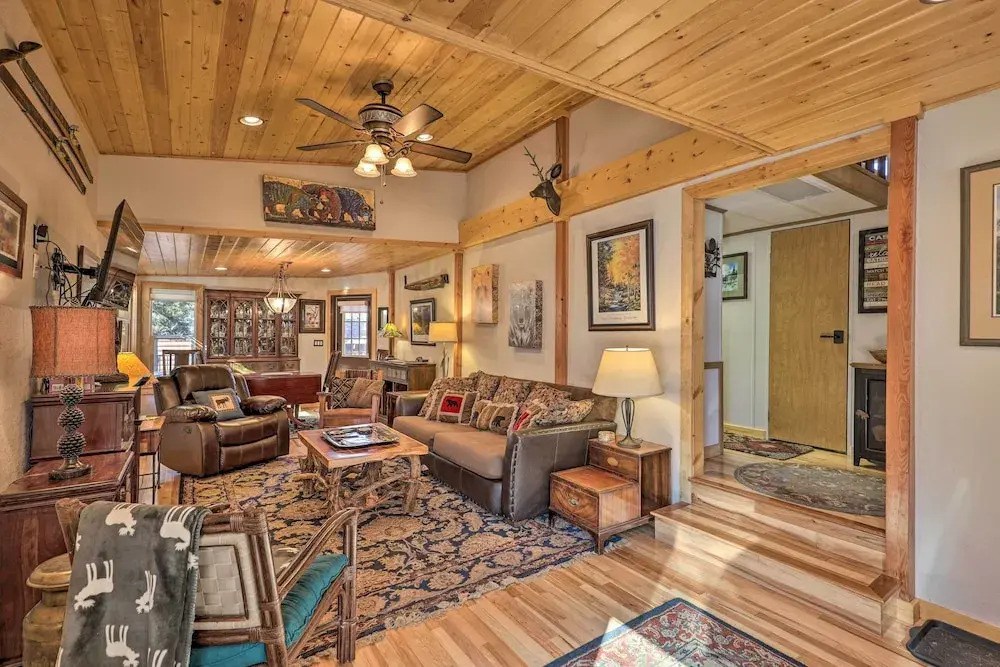6 Mi to Slopes! Mtn-view Breck Gem w/ Resort Perks