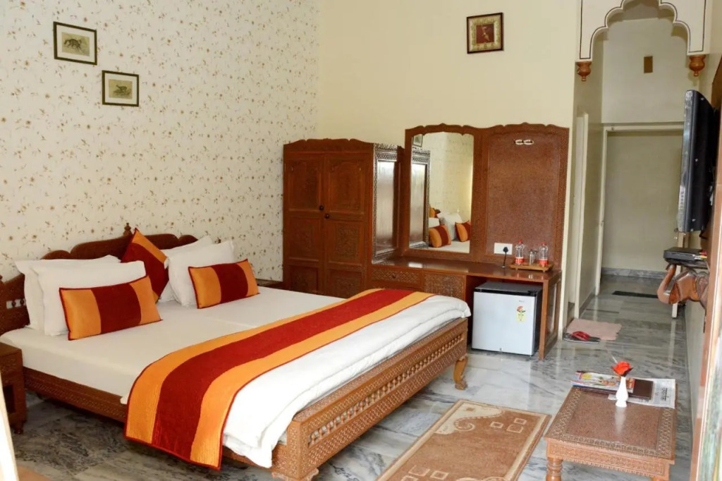 Hotel Chandrawati Palace
