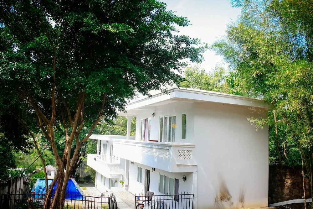Be Home 4 Sunset House