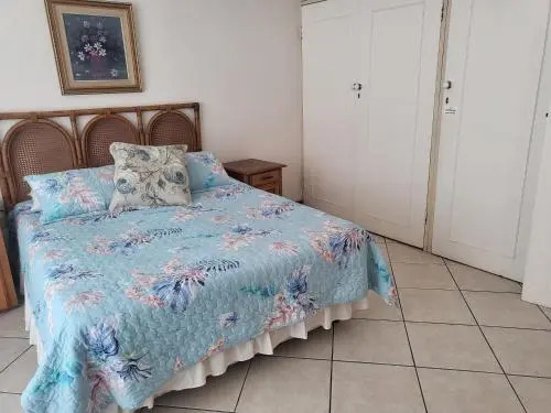 4 Toti Sands