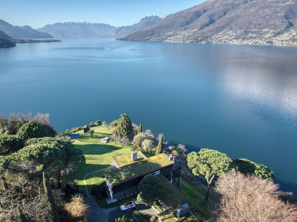 Villa Meraviglia - Private Villa with garden, pool and Breathtaking Lake Como Views
