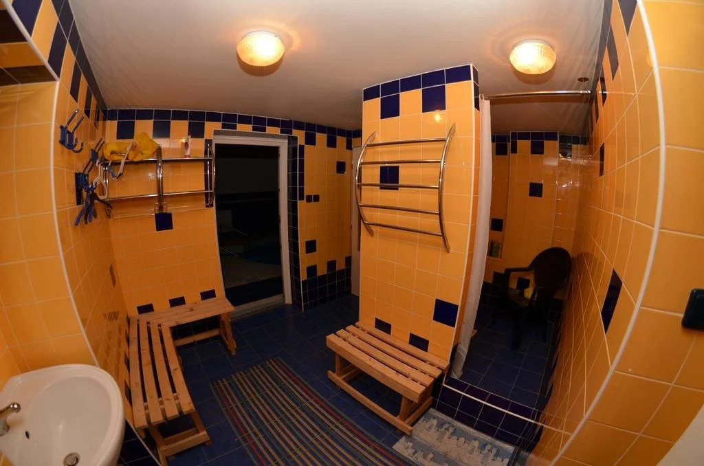 Relax House