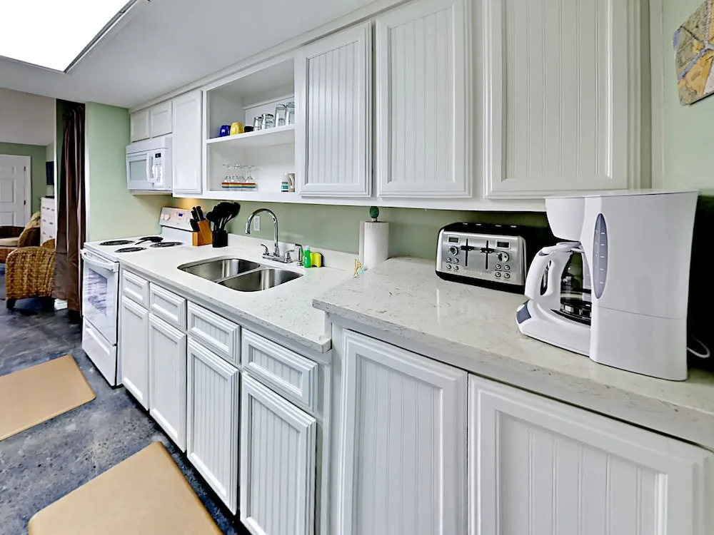 116 Sea Breeze - 1 Br Condo