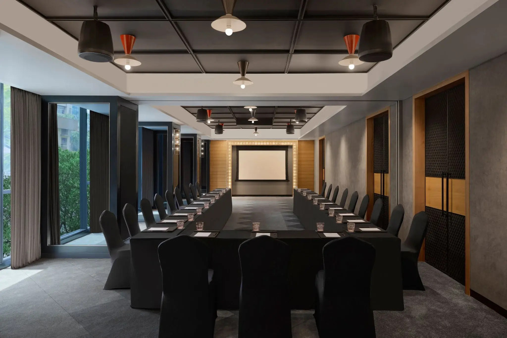 Moxy Mumbai Andheri West