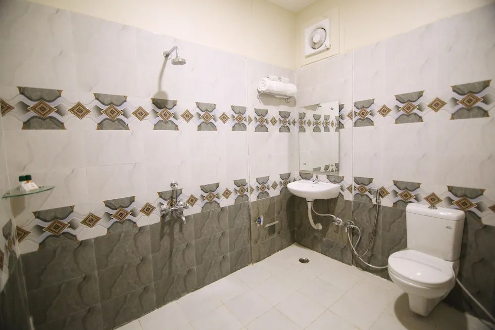 OYO 9130 Hotel Sheetal International