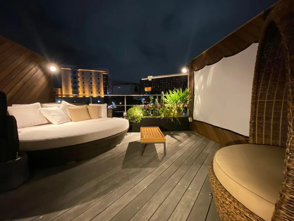 mizuka Nakasu 3 - unmanned hotel -