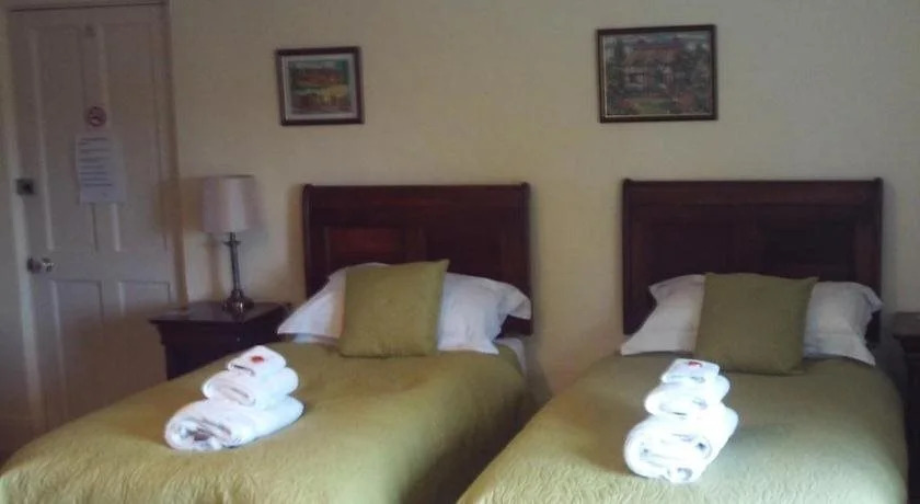 Pyle Guest House