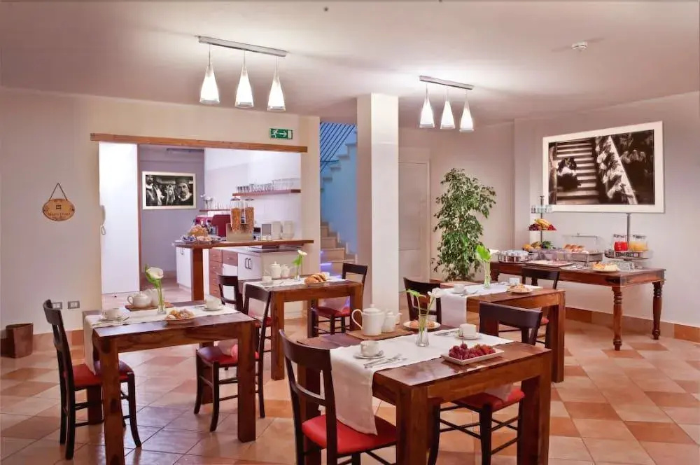 Marin Hotel