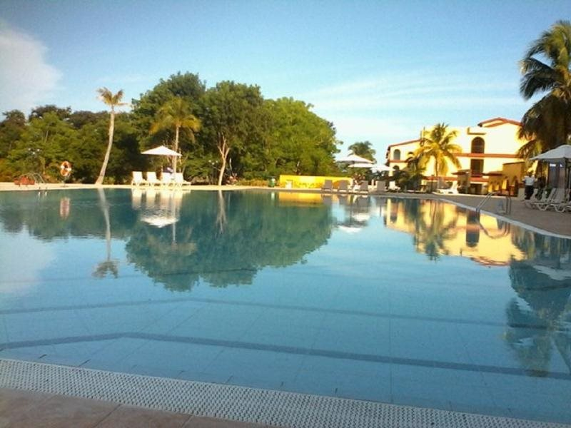 Club Amigo Ancon