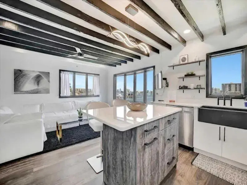 The Seashell Suites