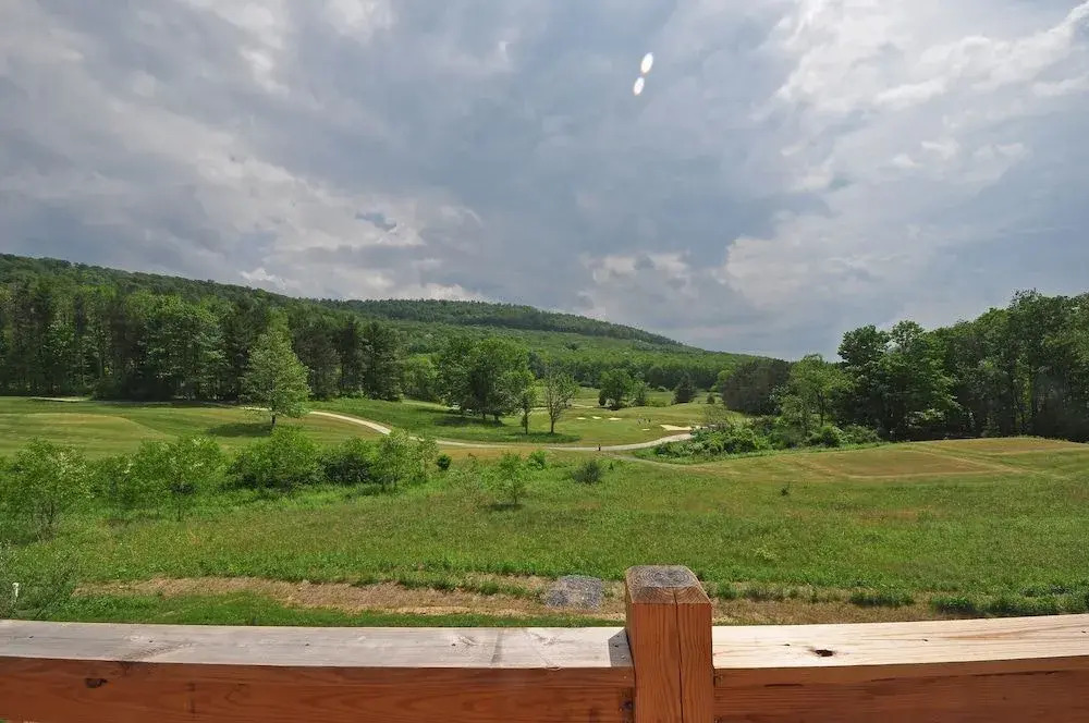 Valley Lodge