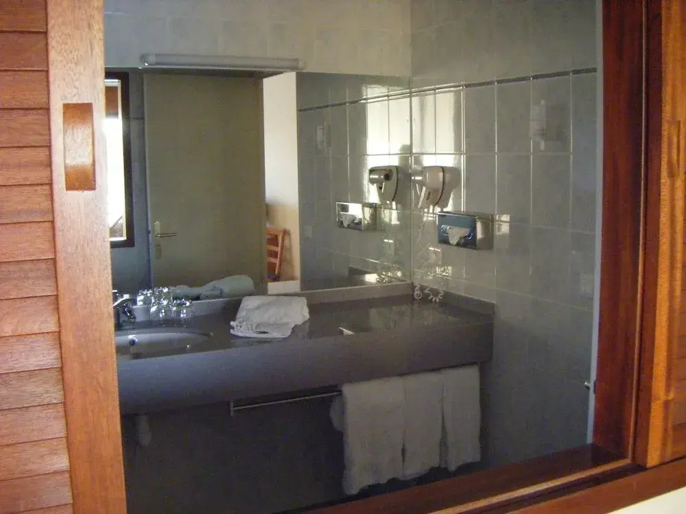 Hotel Le Pavillon Bleu