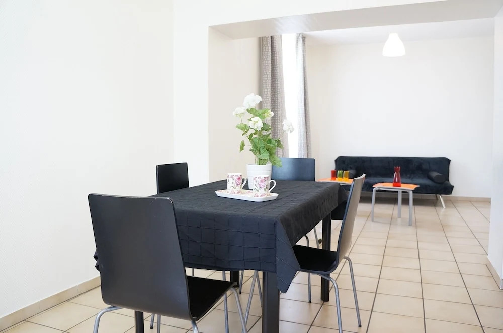 Immoservice33 Les Deux Tours La Rochelle