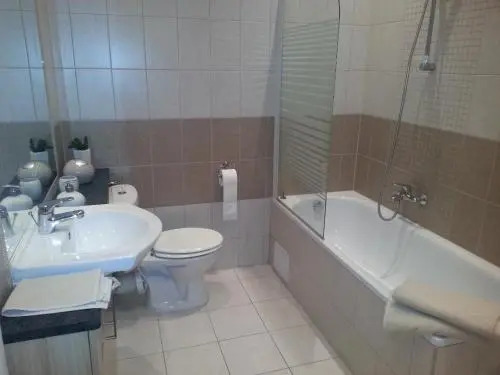 Ho-Bi Room And Apartment