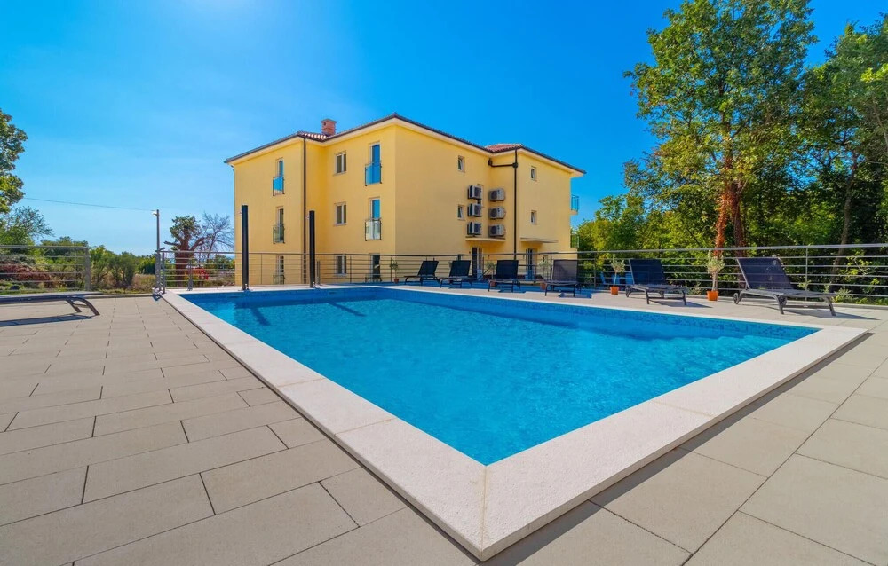 Stunning Apartment in Kostrena With 3 Bedrooms, Wifi and Outdoor Swimming Pool