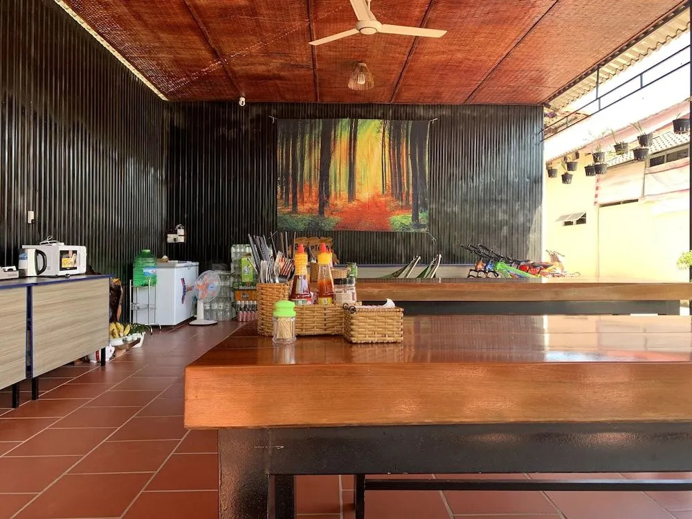 MIna Homestay