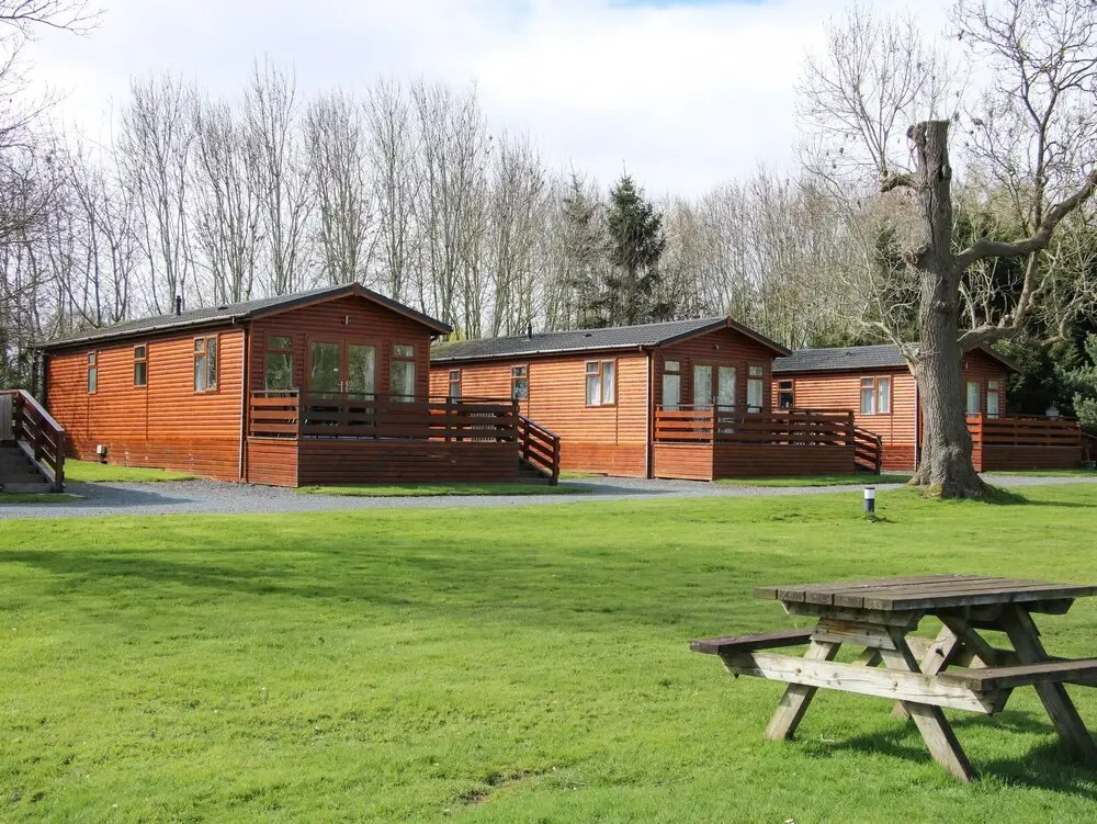 Oak Lodge