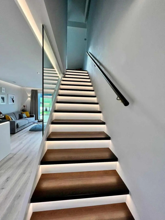 DRIEHOF LifeStyle Suite Apt 1