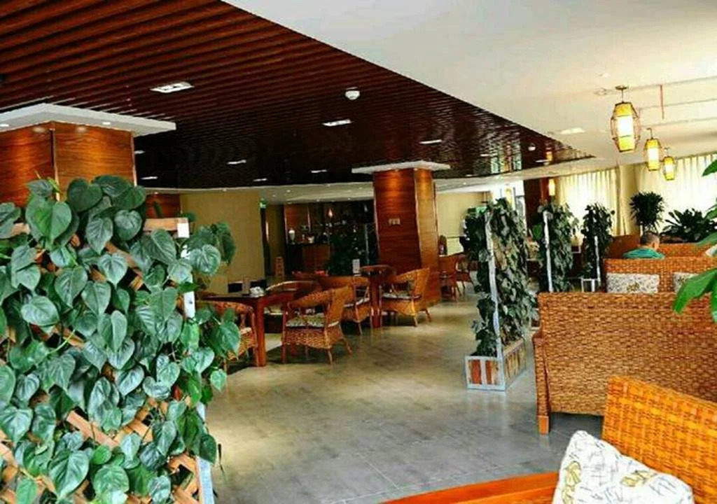 Xichang Xiaoding Business Hotel