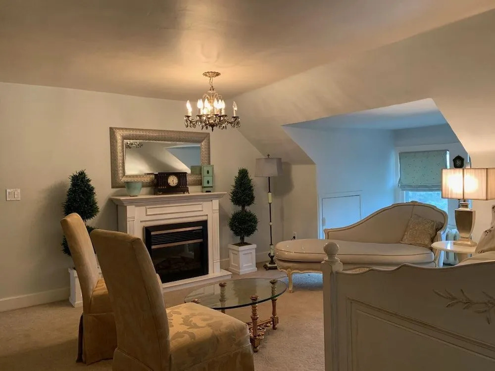 Lion's Head Bed & Breakfast