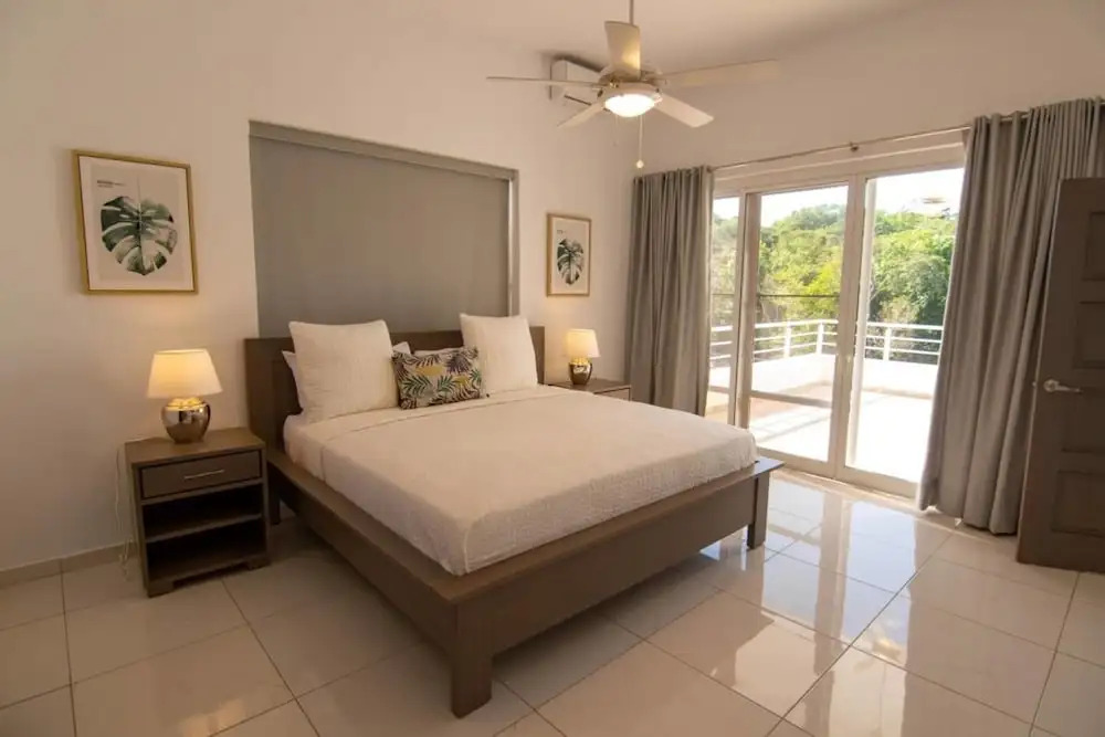 Private 3 Bedroom Villa Near Walking Trail