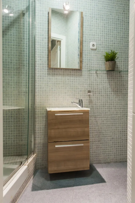 Apartamento con Estilo en Madrid de los Austrias -Tradición Renovada