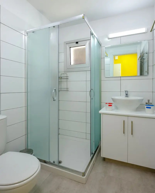 Gabinos - 1BR - Square Center