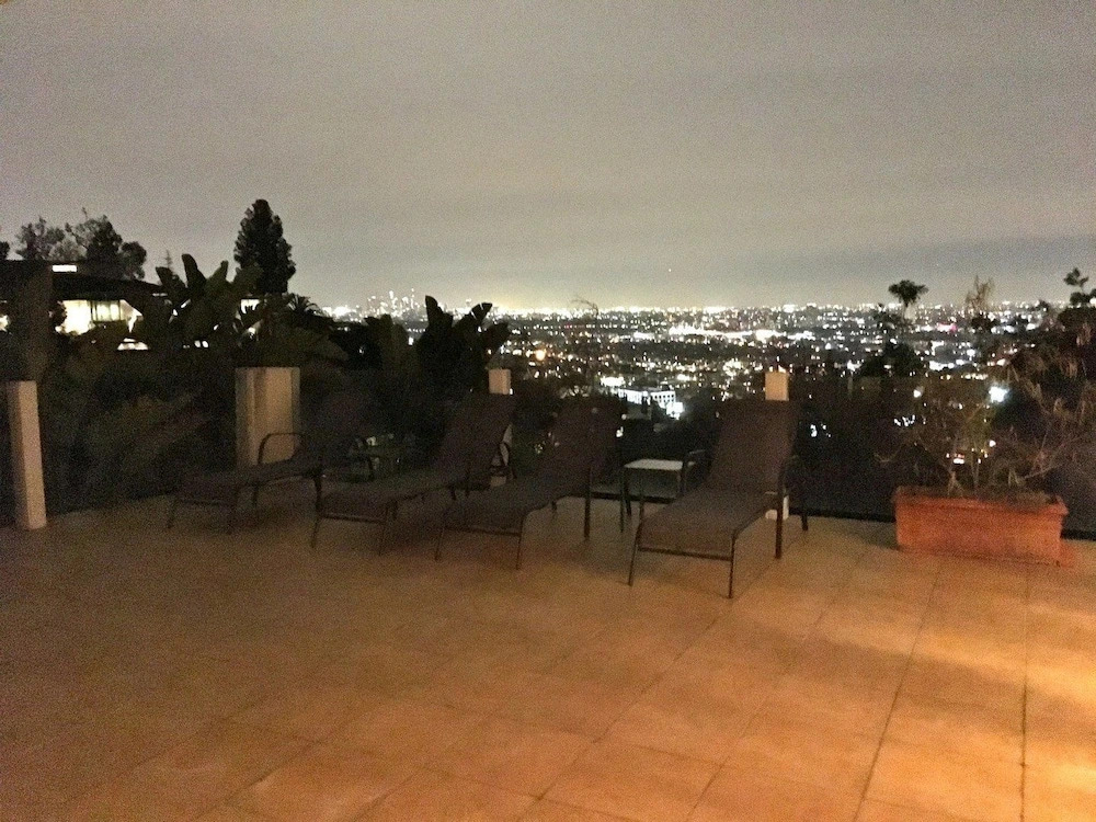 Villa by the Ocean in Venice Beach
