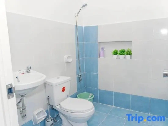 Modern 2BR Home Near Padre Pio SM & S&R w/ Parking