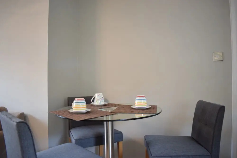 Spacious 1 Bedroom Apartment in Camberwell