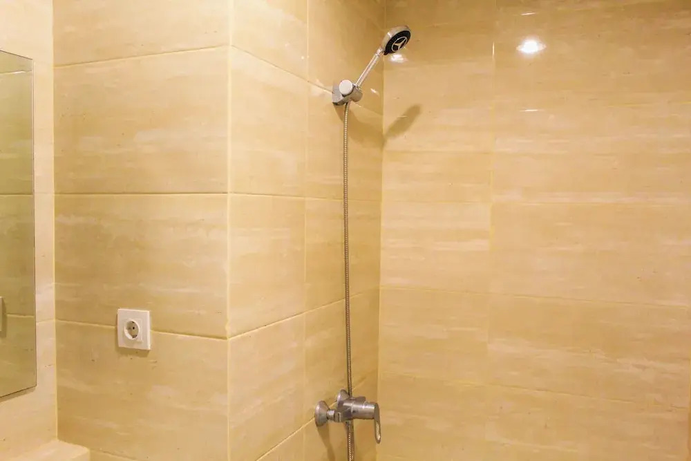 Strategic and Comfy 2BR Apartment Springwood Residence